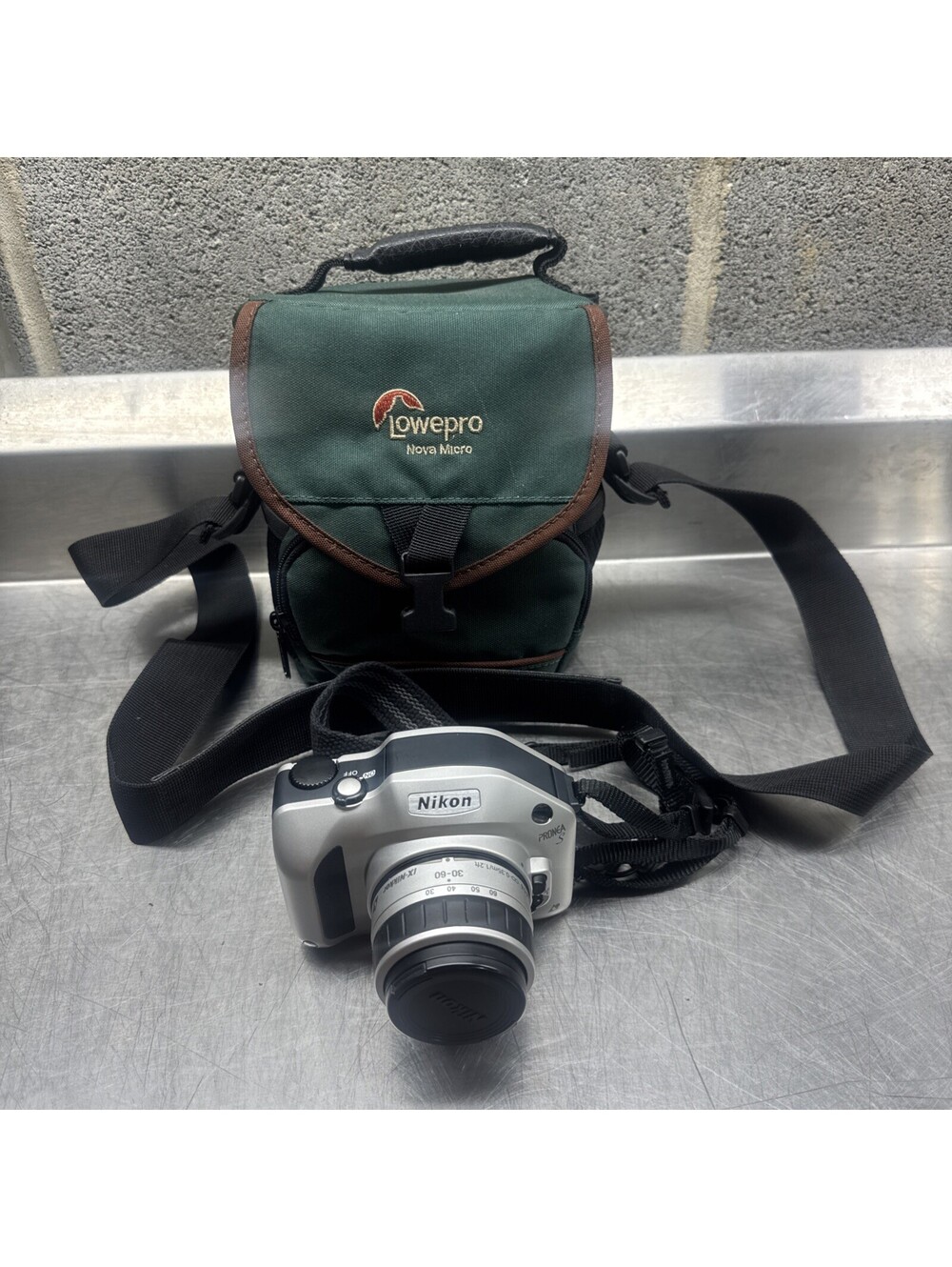 Nikon Pronea S APS Film Camera 30-60mm Lens Silver Advanced Photo System